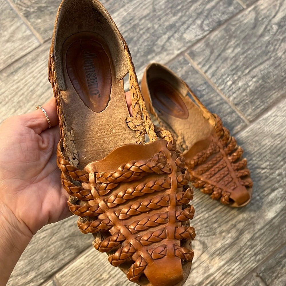 Vintage Ellemenno Brazilian Leather Women’s Huarache Sandals, 6